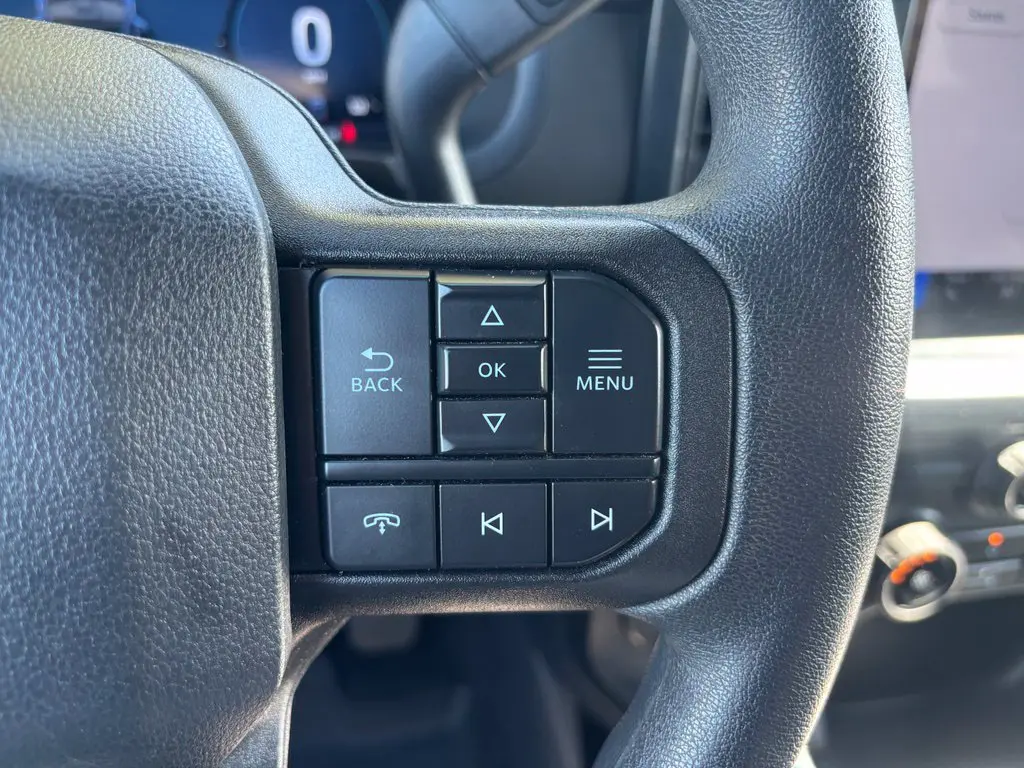 2025 Ford F-150 - $38,995