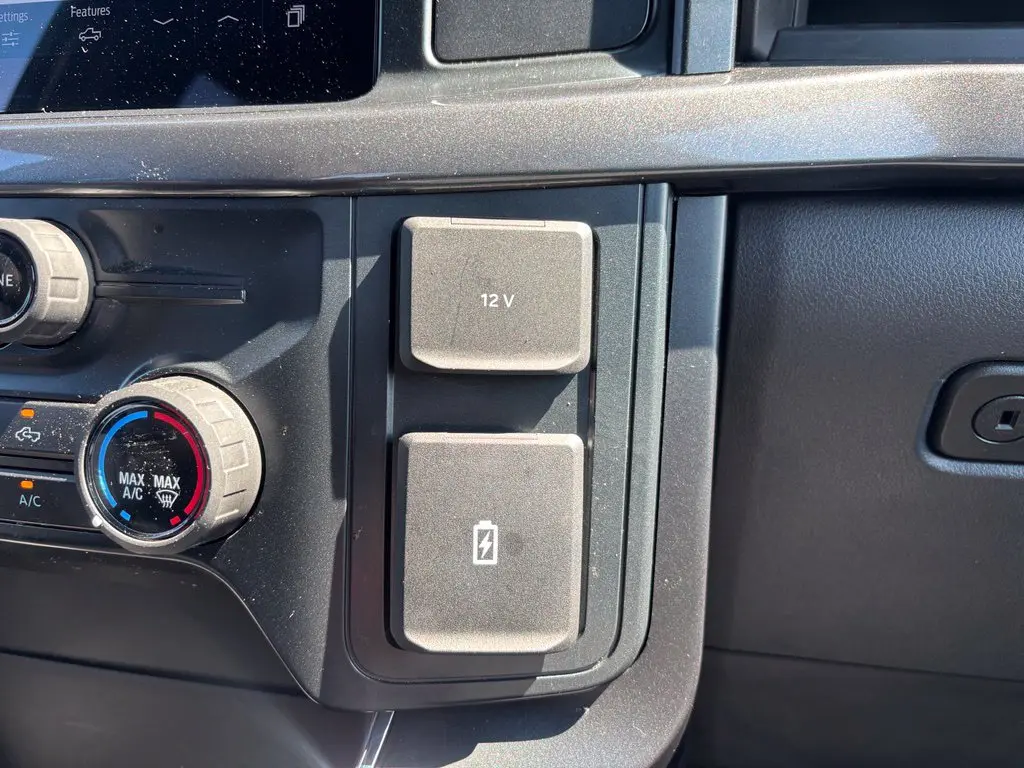 2025 Ford F-150 - $38,995
