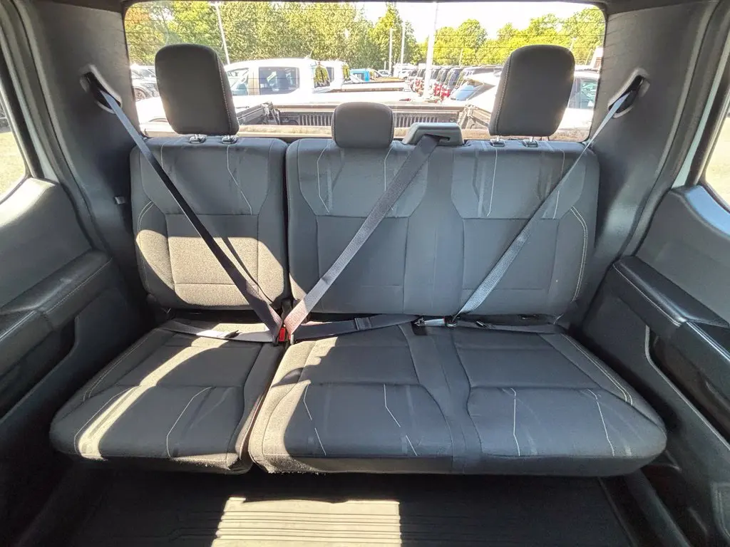 2025 Ford F-150 - $38,995