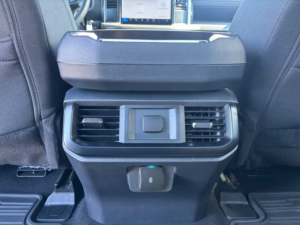 2025 Ford F-150 - $38,995
