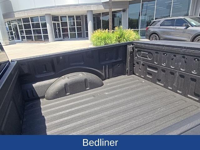 2025 Ford F-150 - $45,000