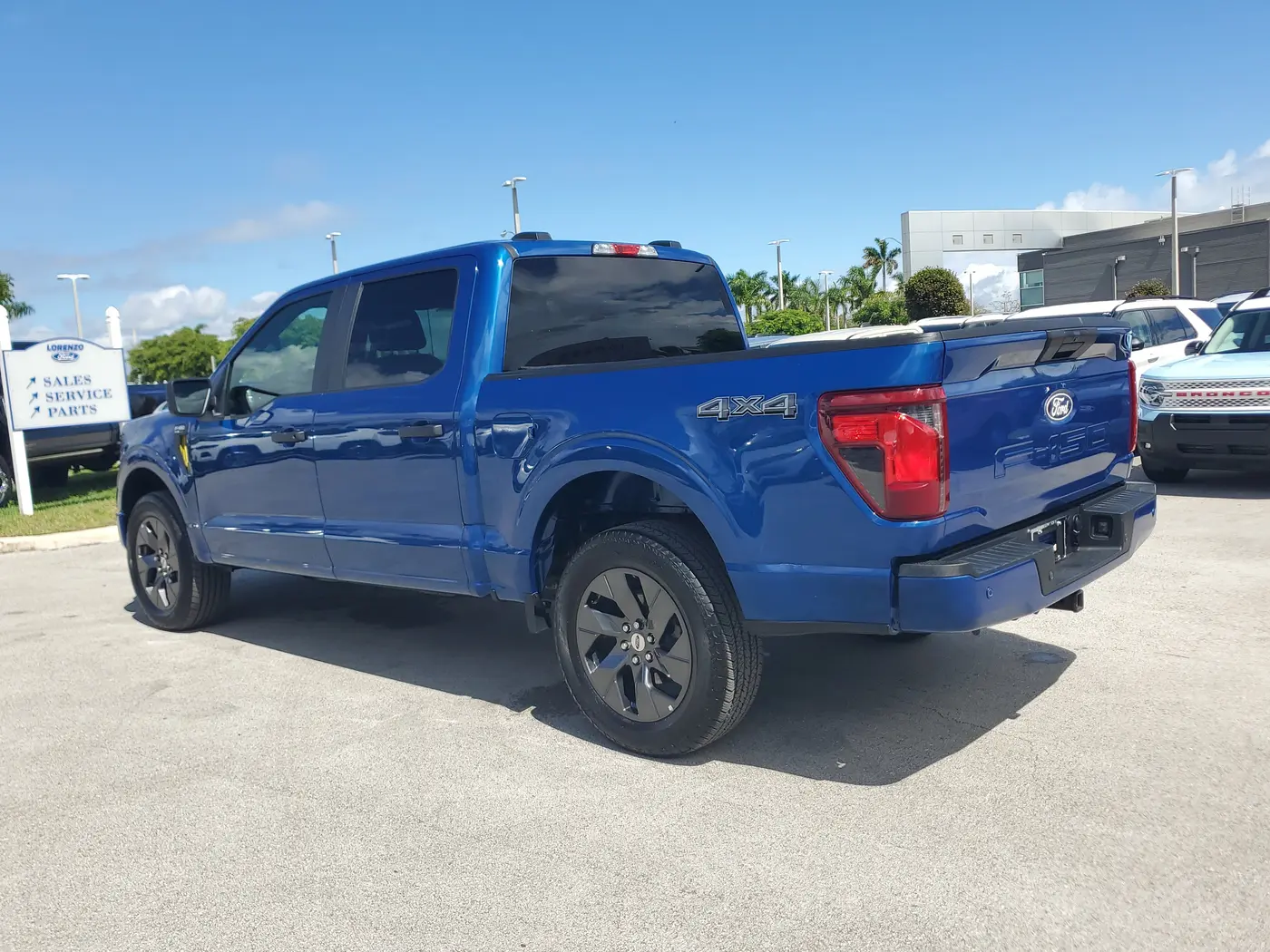 2025 Ford F-150 - $39,990
