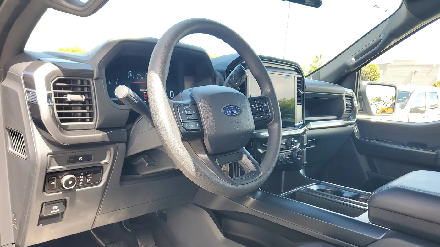 2025 Ford F-150 STX