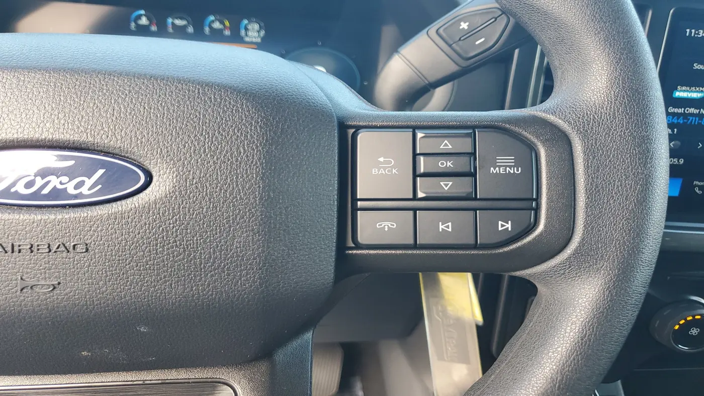 2025 Ford F-150 - $39,990