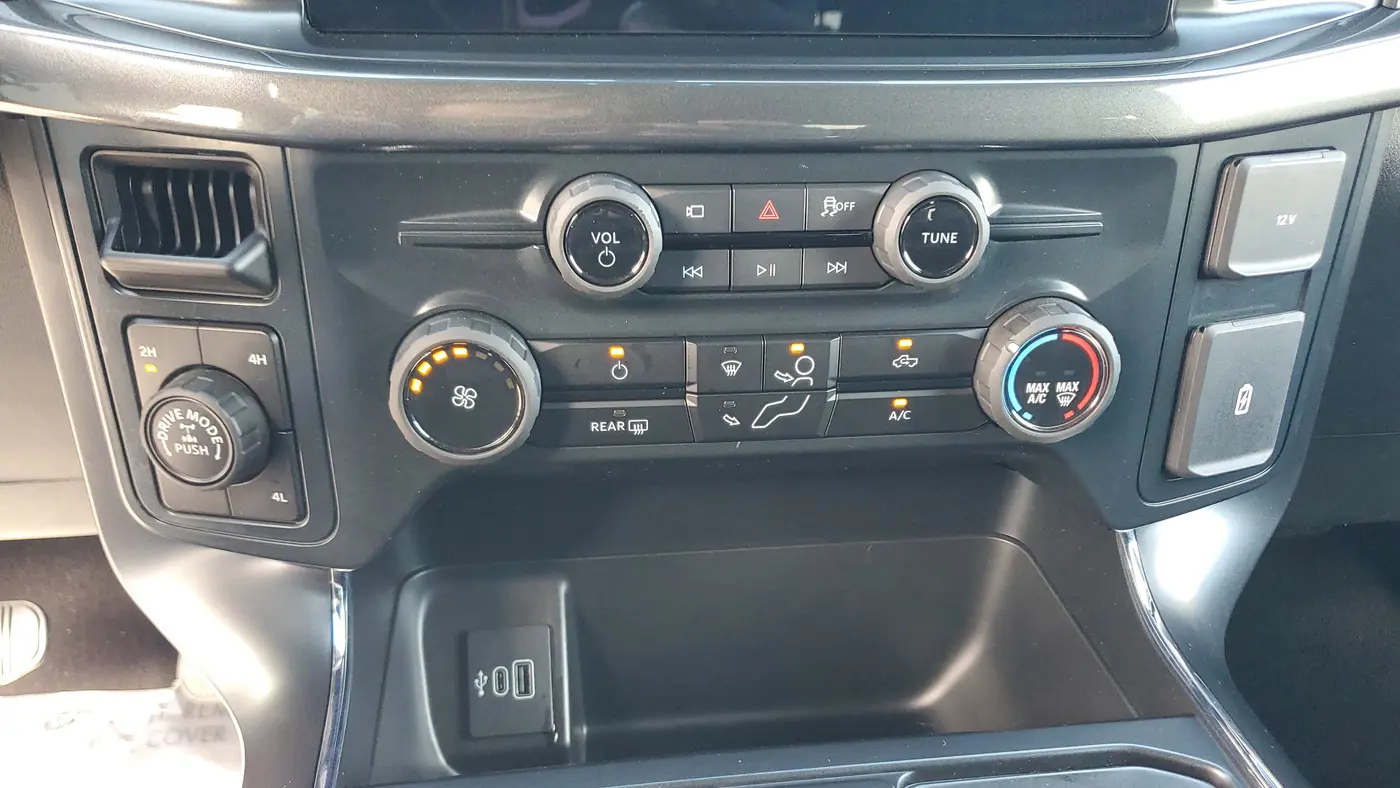 2025 Ford F-150 STX