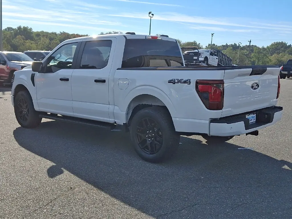 2025 Ford F-150 - $38,200