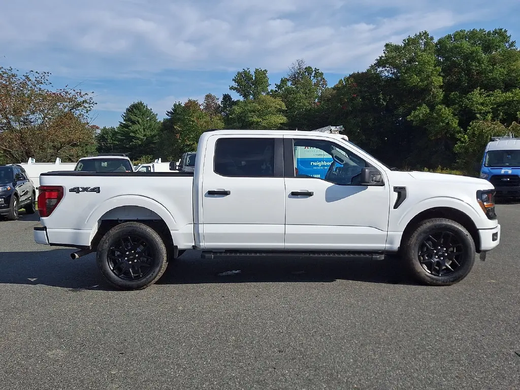 2025 Ford F-150 - $38,200