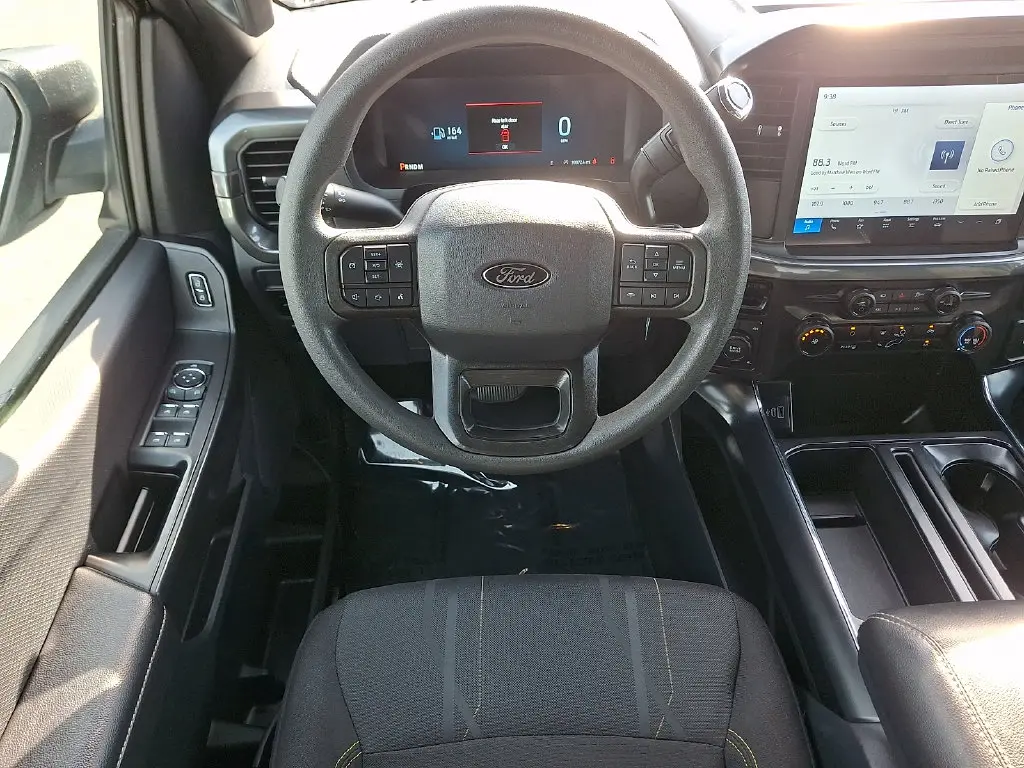 2025 Ford F-150 - $38,200