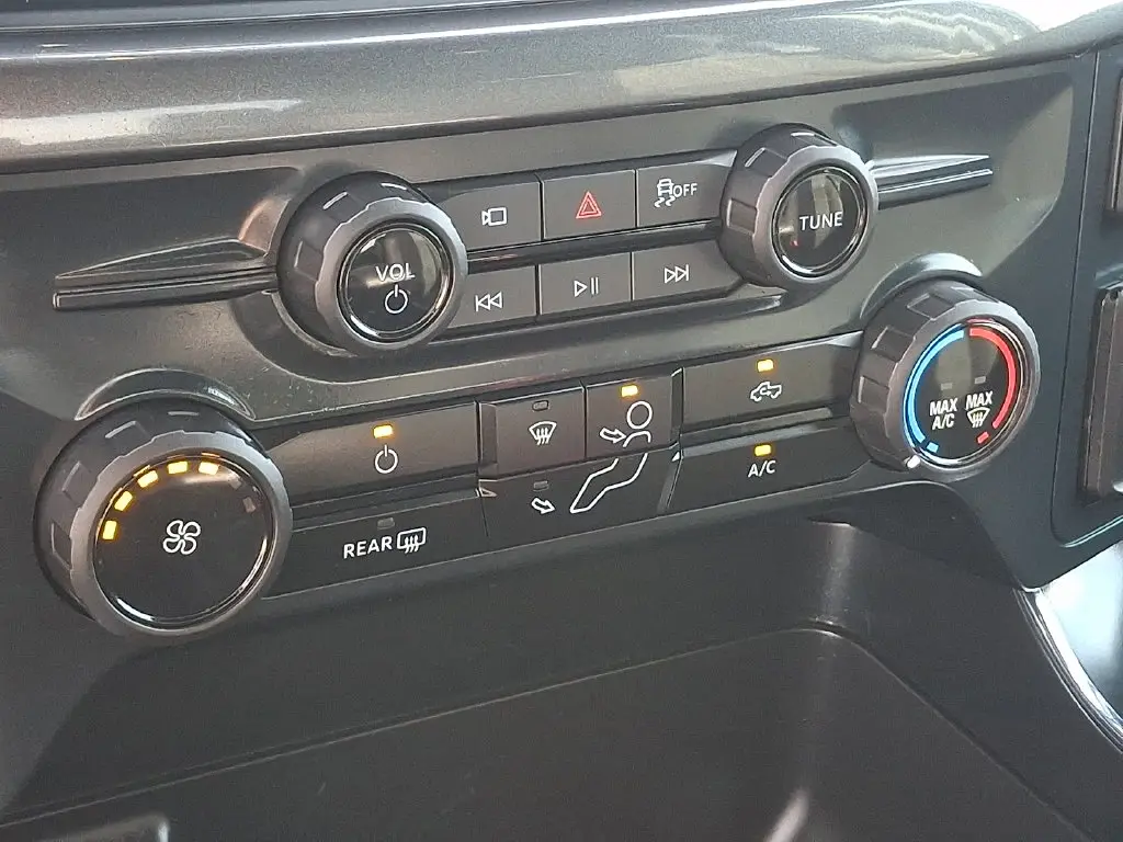 2025 Ford F-150 - $38,200