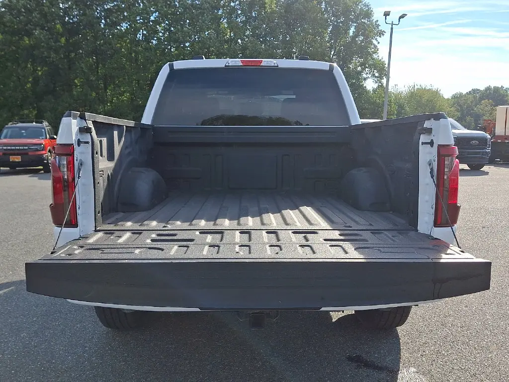 2025 Ford F-150 - $38,200