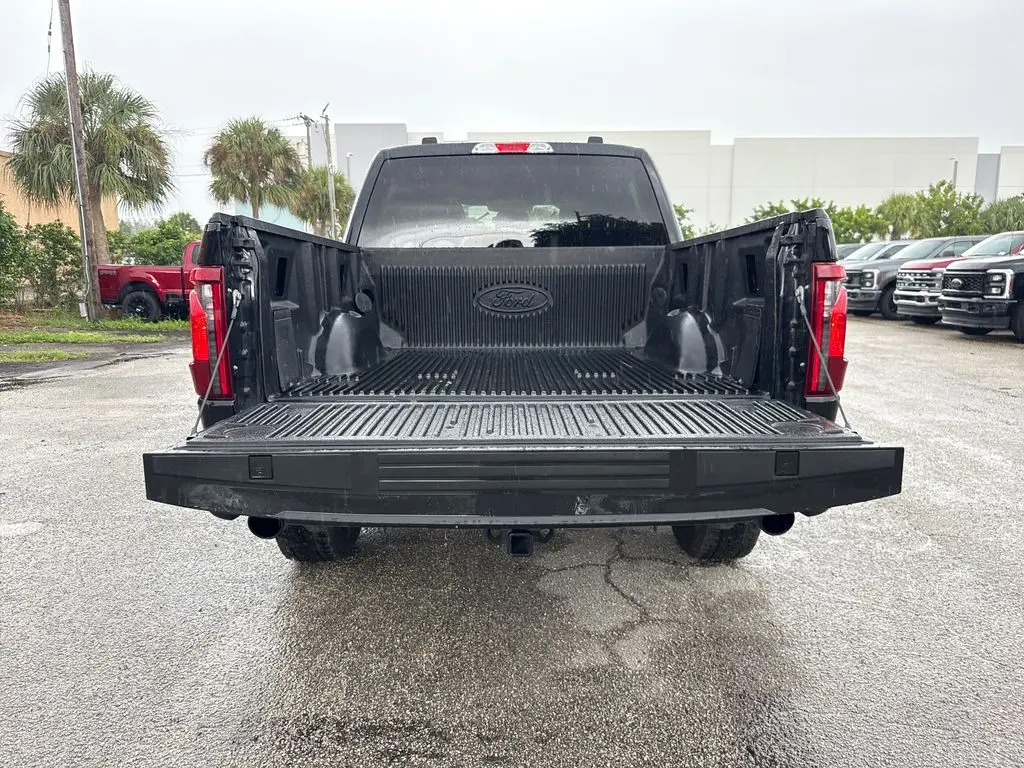 2024 Ford F-150 - $37,900