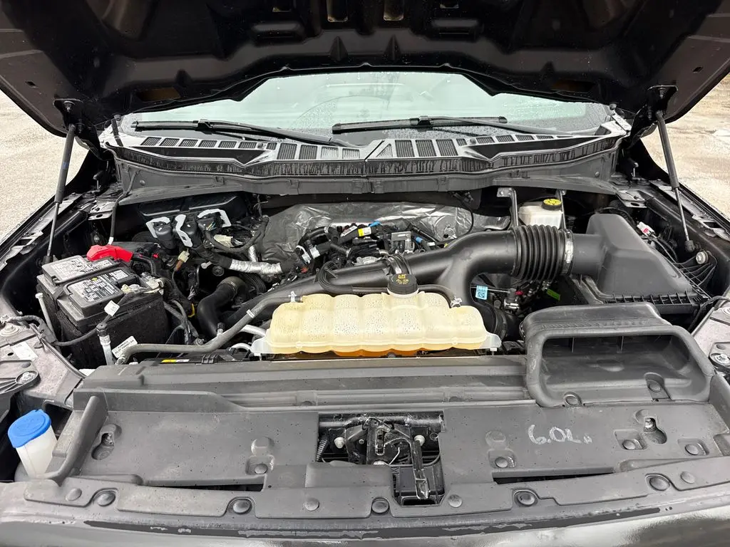 2024 Ford F-150 - $37,900