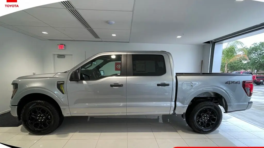 2025 Ford F-150 STX