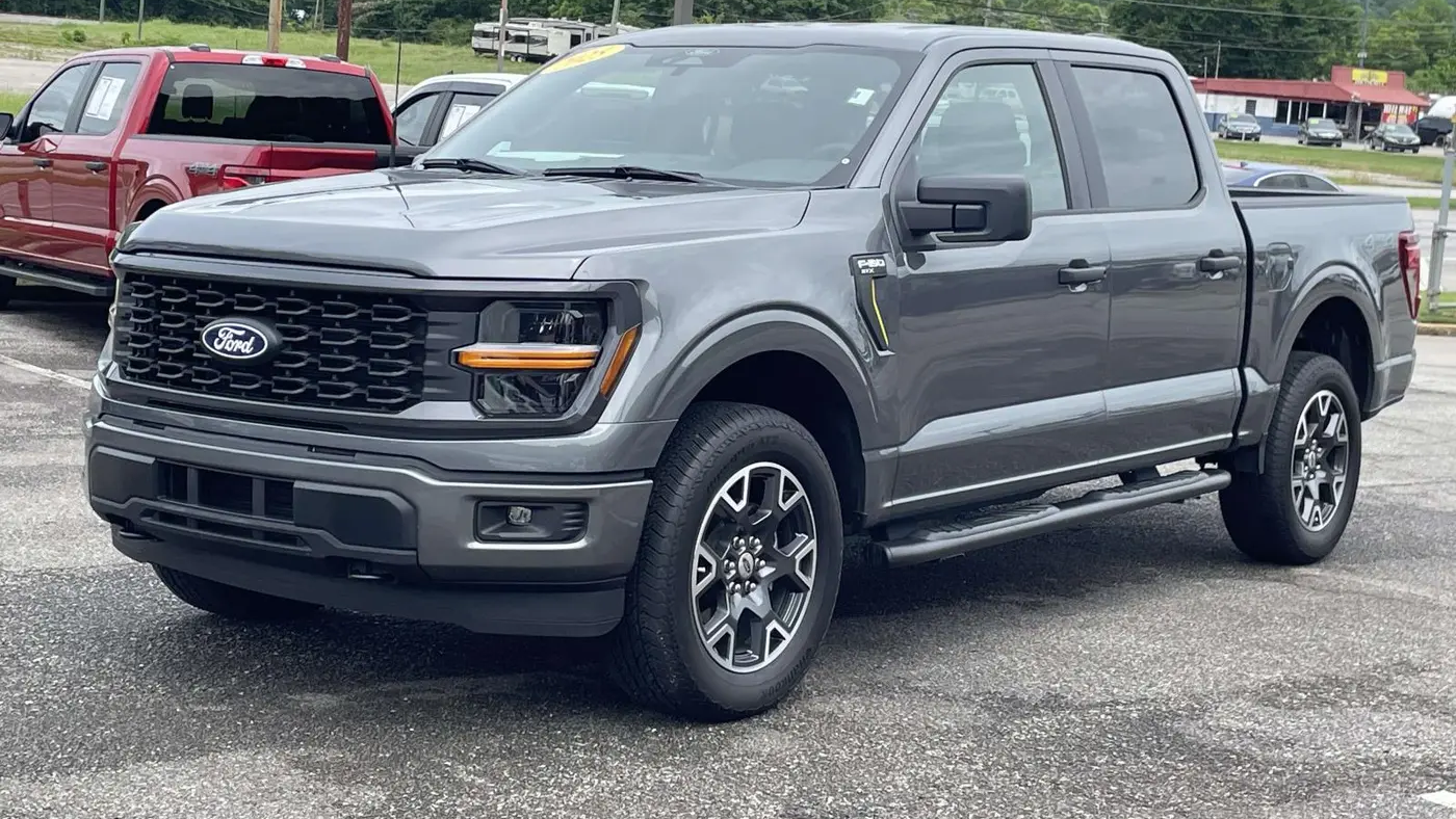 2025 Ford F-150 STX