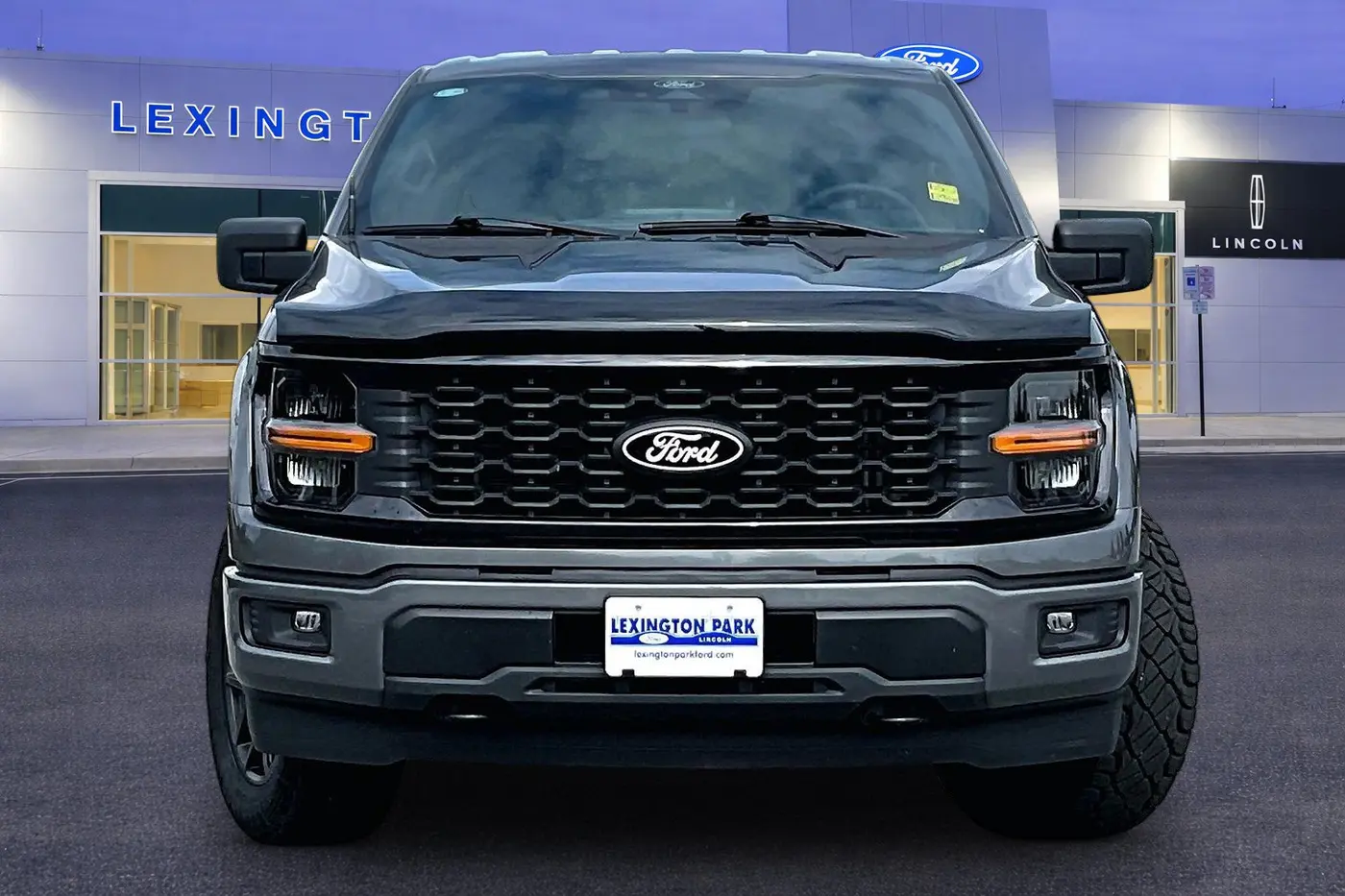 2025 Ford F-150 - $42,800
