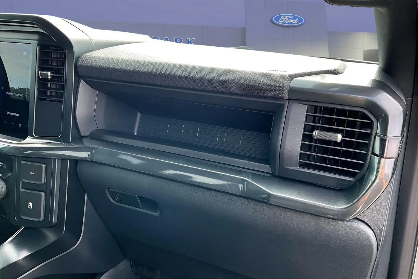 2025 Ford F-150 - $42,800