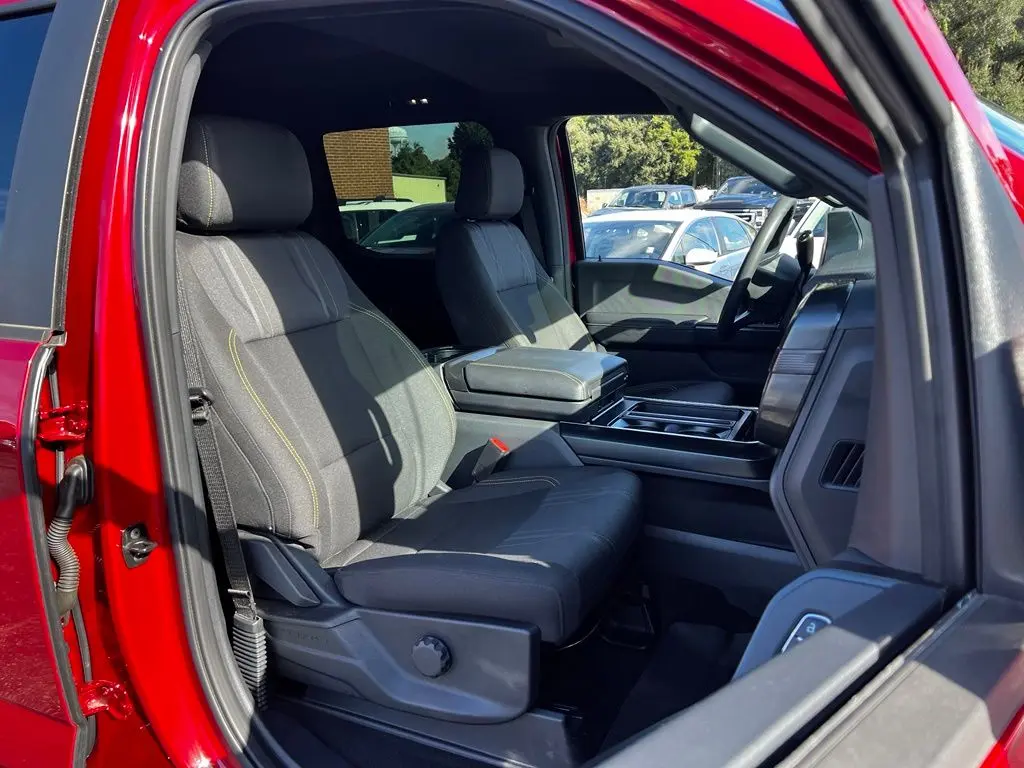 2025 Ford F-150 - $42,203