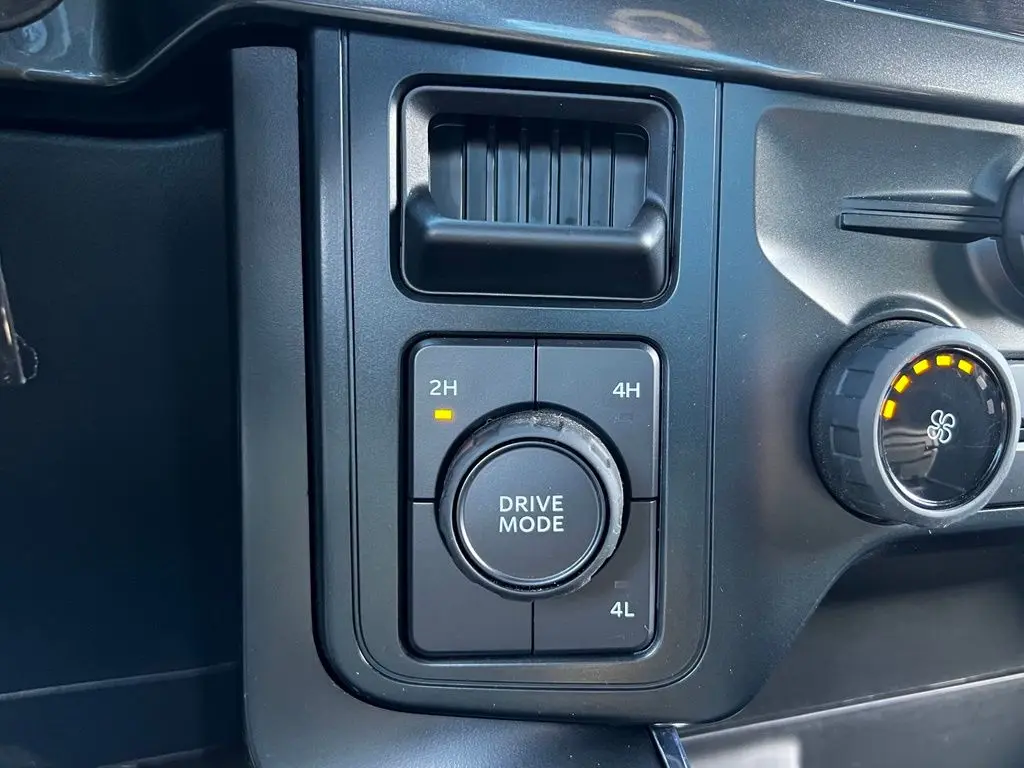 2025 Ford F-150 - $42,203