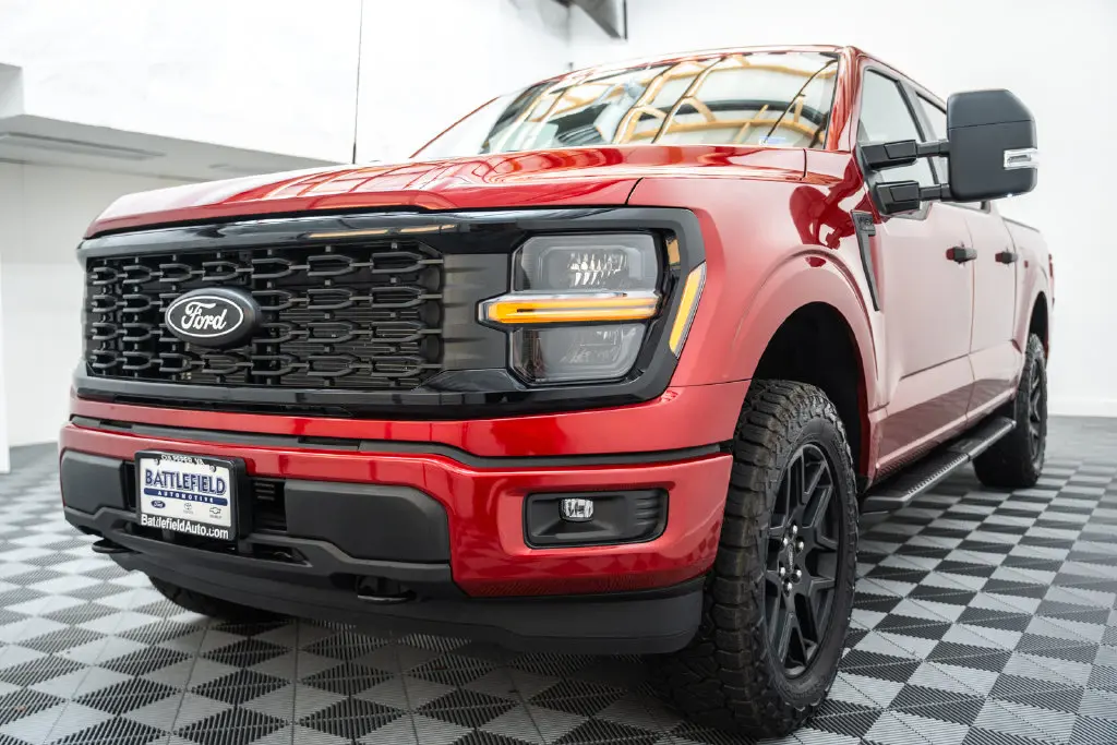 2025 Ford F-150 - $43,000