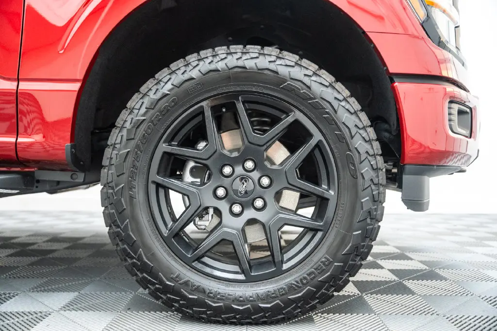 2025 Ford F-150 - $43,000