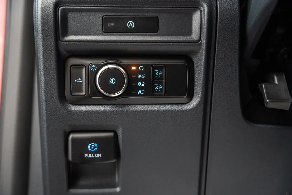 2025 Ford F-150 - $43,000