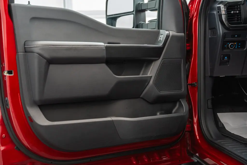 2025 Ford F-150 - $43,000