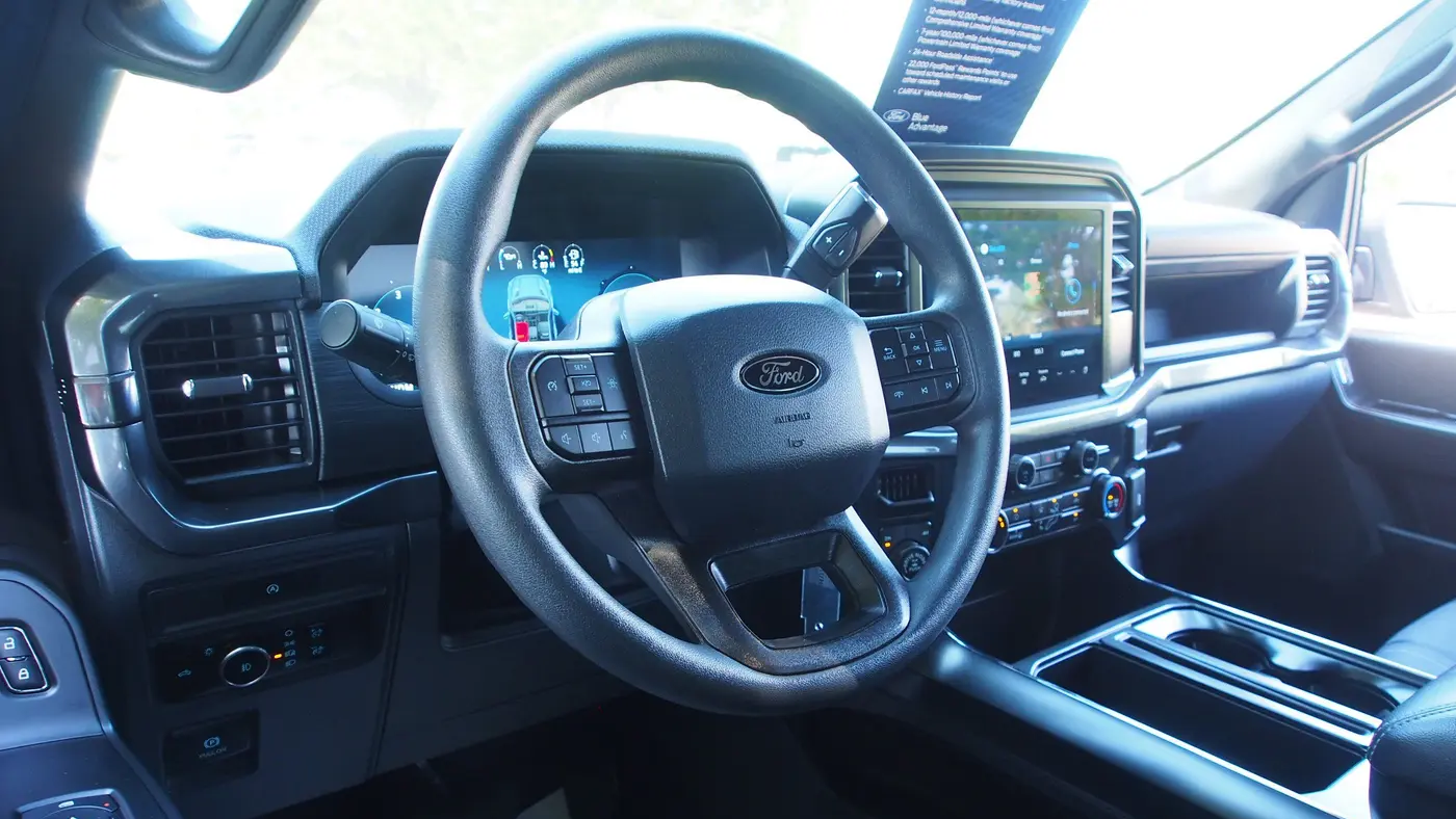 2025 Ford F-150 STX