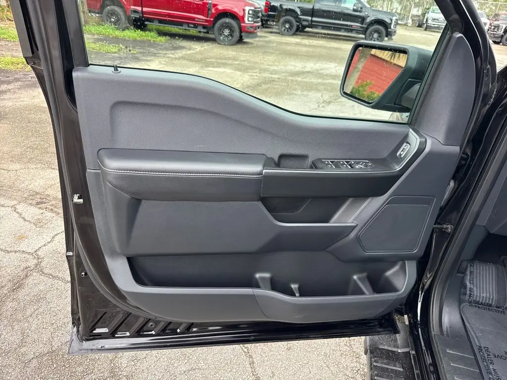 2024 Ford F-150 - $38,900