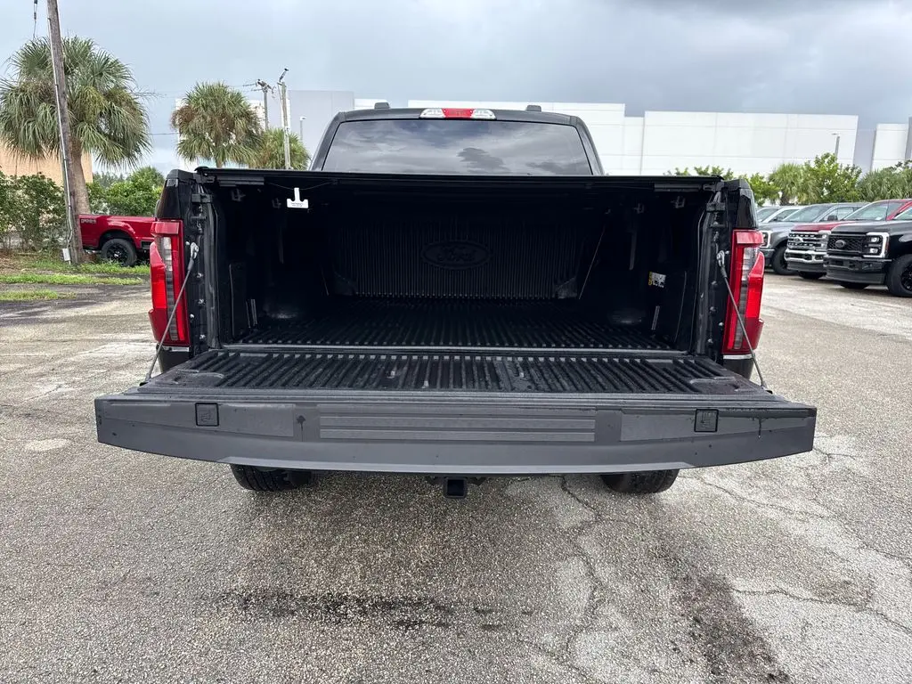 2024 Ford F-150 - $38,900