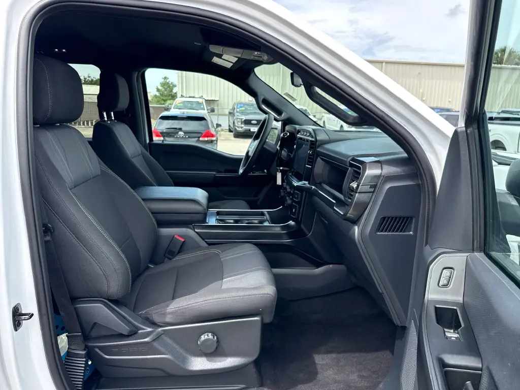 2024 Ford F-150 - $38,900