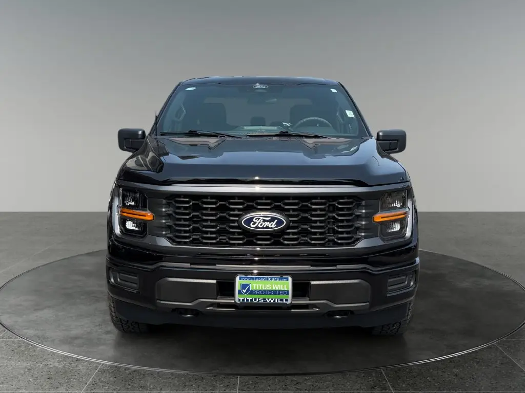 2025 Ford F-150 - $42,692