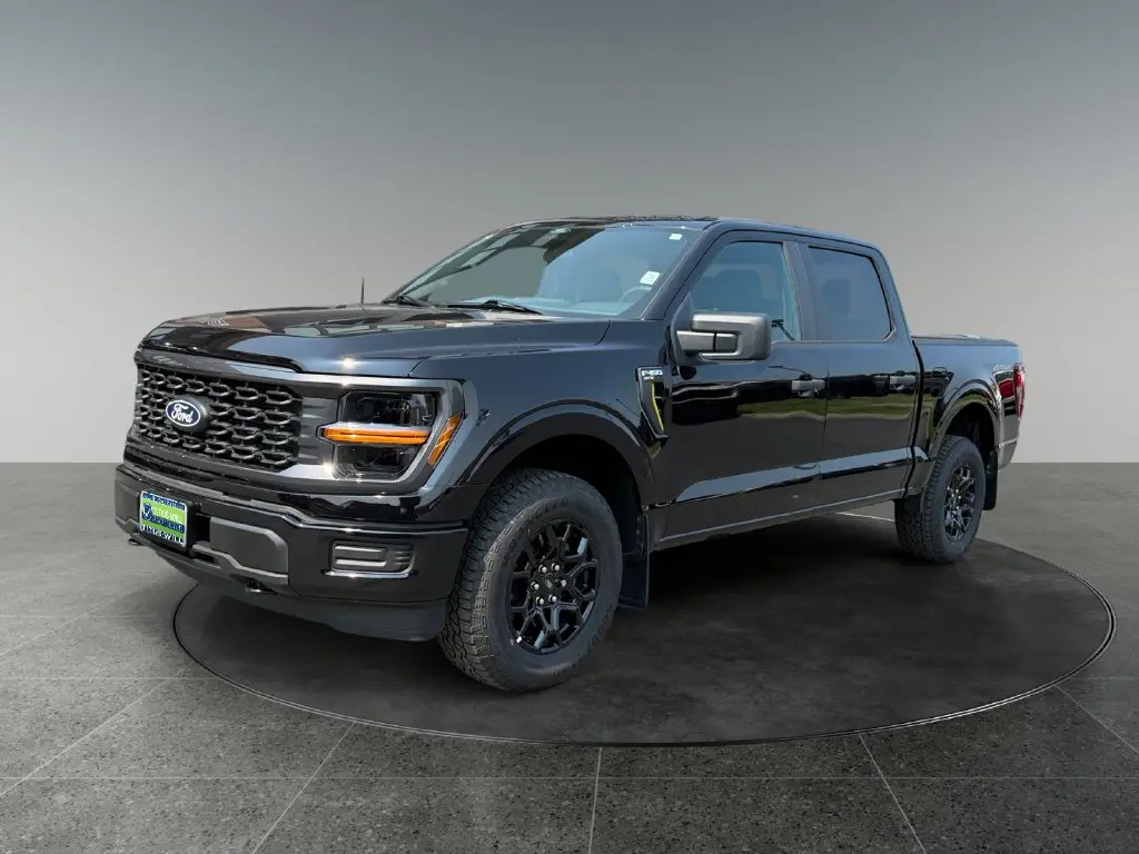 2025 Ford F-150 - $42,692
