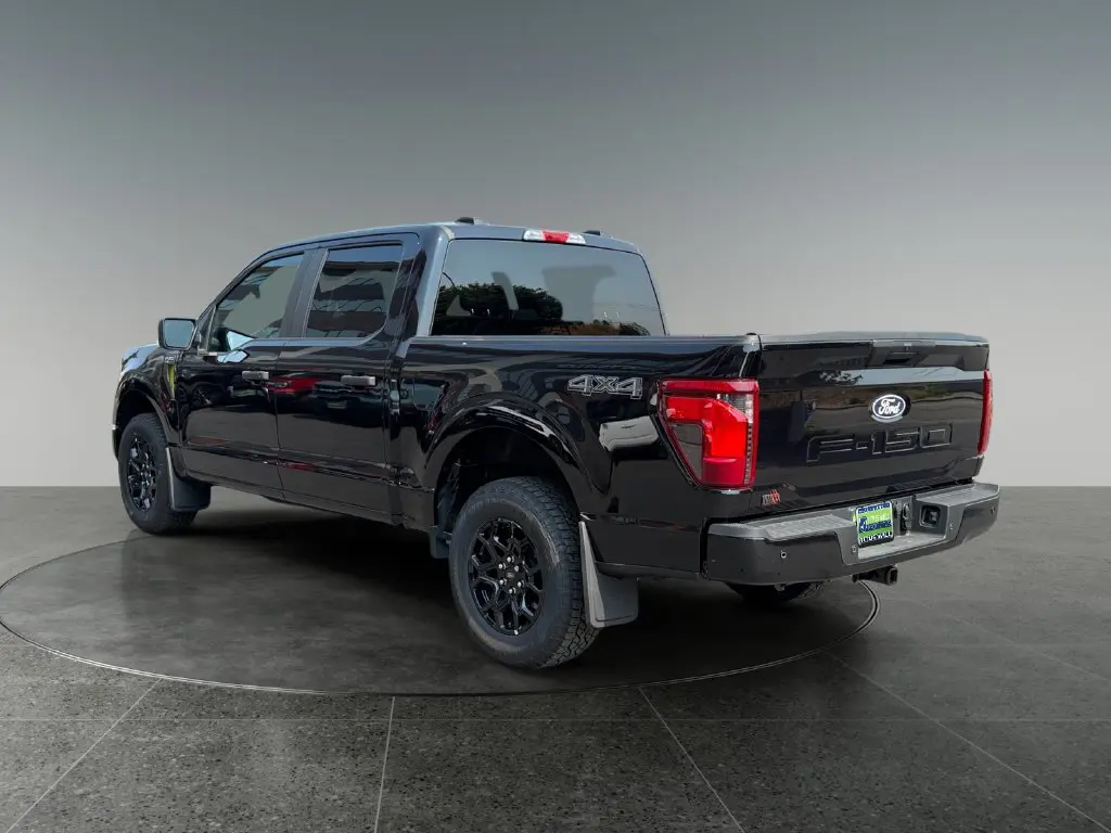 2025 Ford F-150 - $42,692