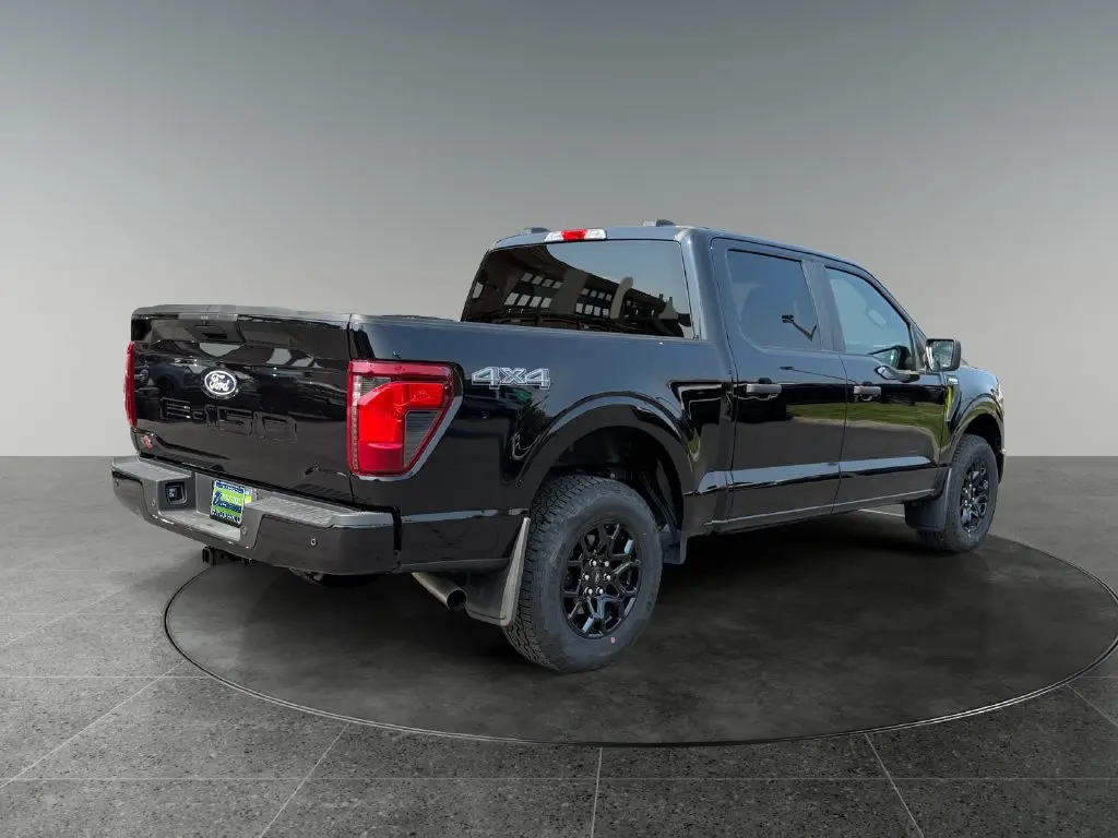 2025 Ford F-150 - $42,692