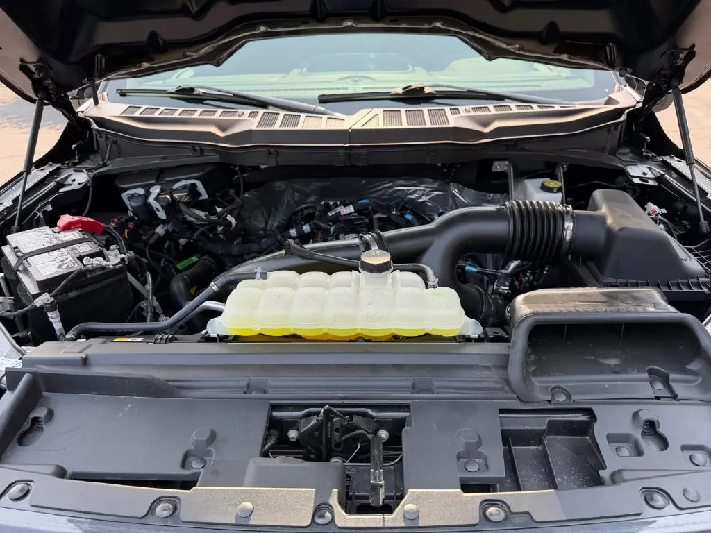 2025 Ford F-150 - $42,692