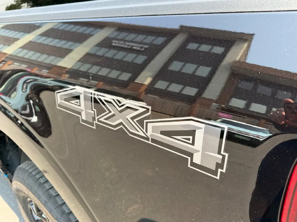 2025 Ford F-150 - $42,692