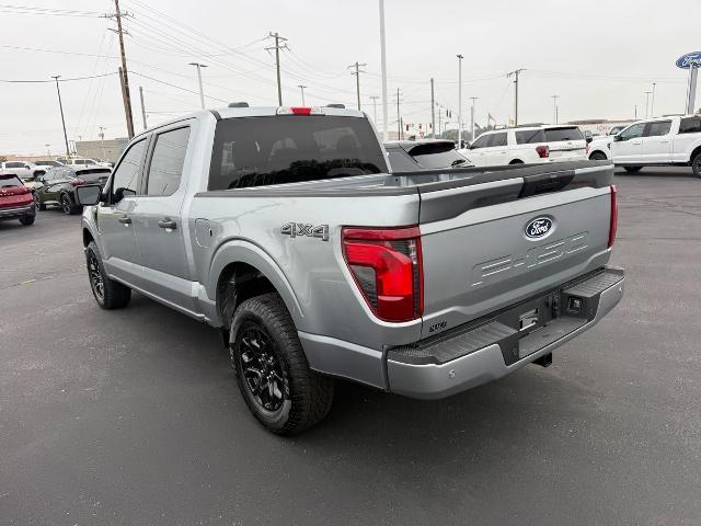 2025 Ford F-150 - $40,700