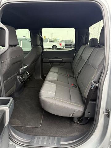 2025 Ford F-150 - $40,700