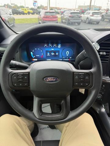 2025 Ford F-150 - $40,700