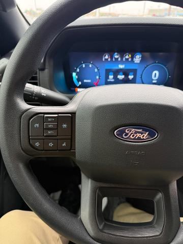 2025 Ford F-150 - $40,700