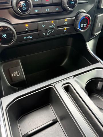 2025 Ford F-150 - $40,700