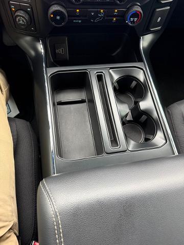 2025 Ford F-150 - $40,700
