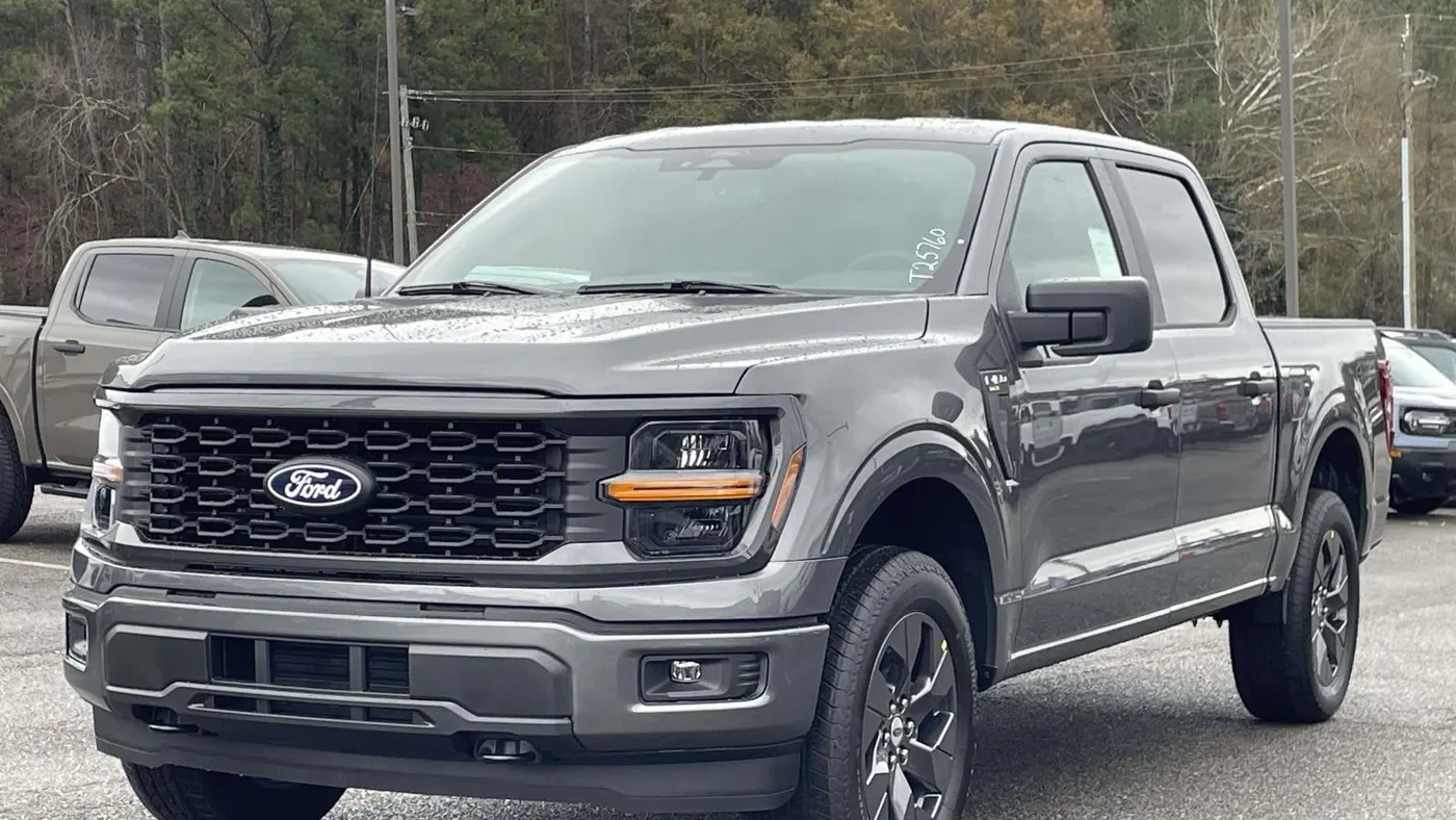 2025 Ford F-150 STX