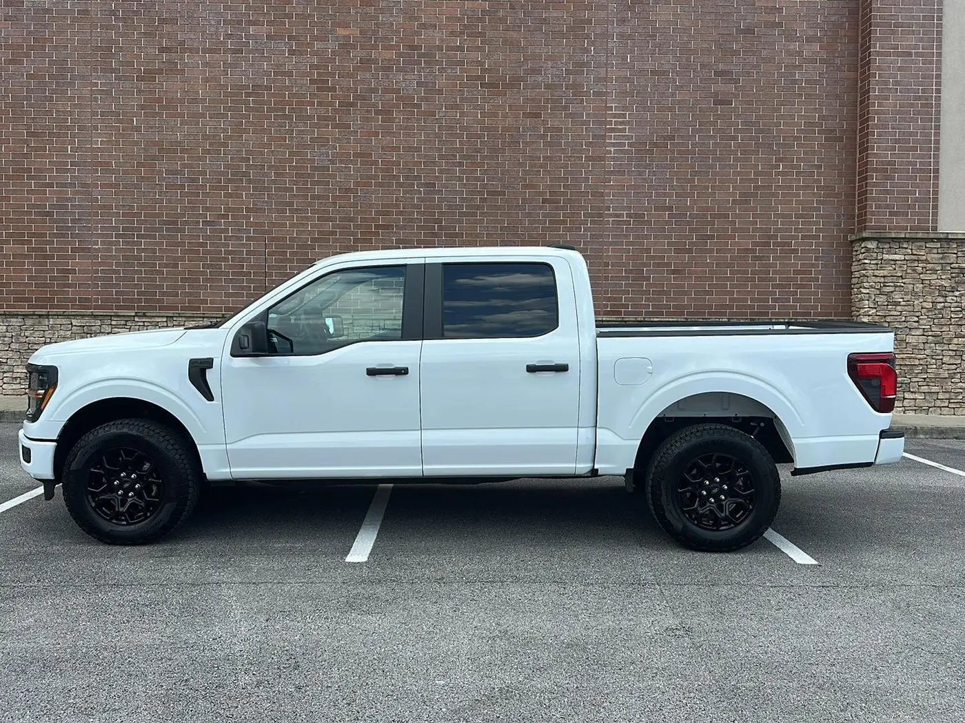 2026 Ford F-150 - $50,550