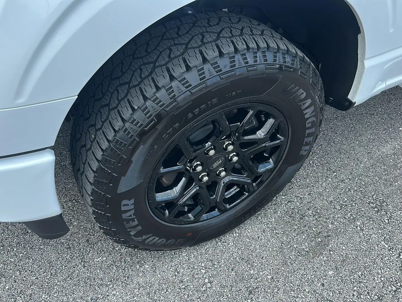 2026 Ford F-150 - $50,550