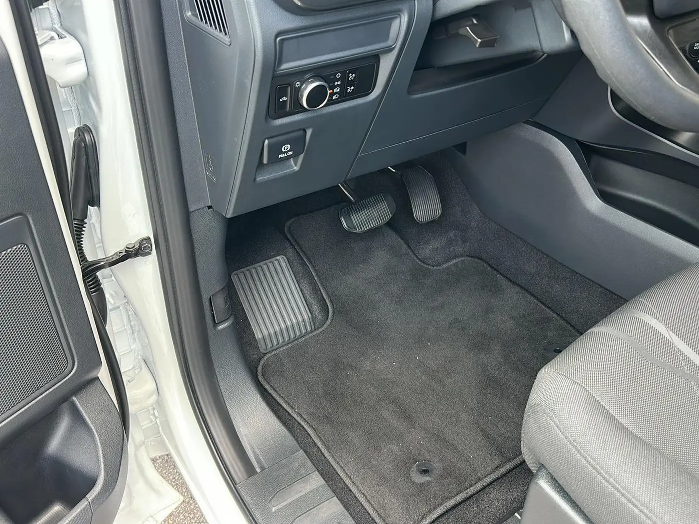 2026 Ford F-150 - $50,550