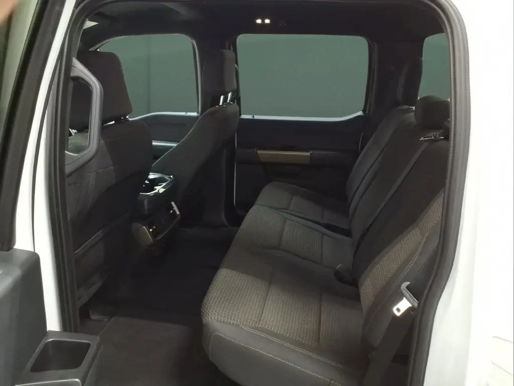 2024 Ford F-150 - $38,995