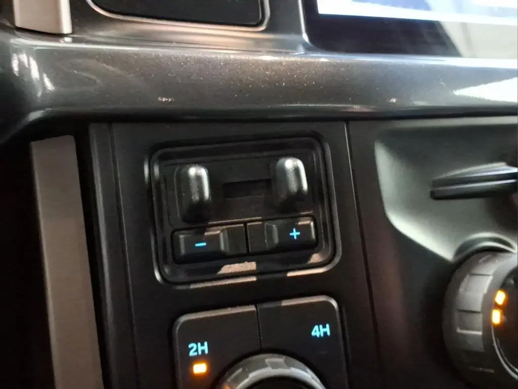 2024 Ford F-150 - $38,995
