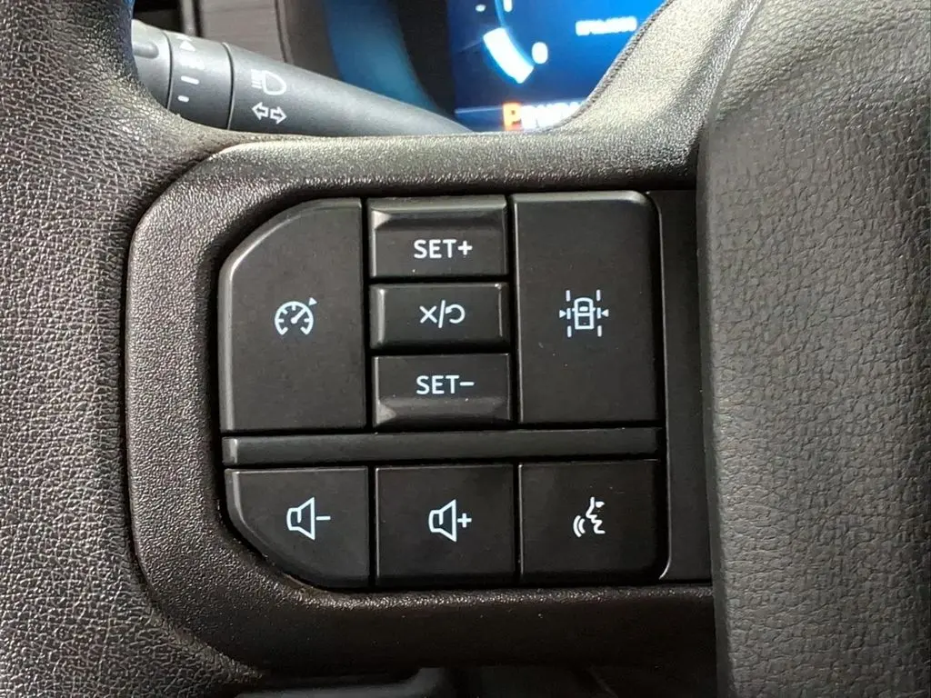 2024 Ford F-150 - $38,995