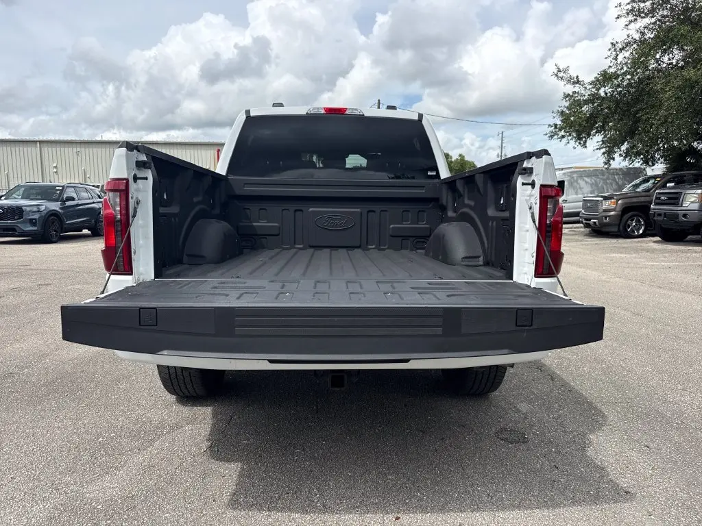 2024 Ford F-150 - $39,900